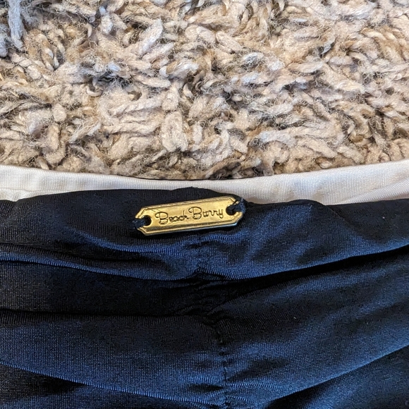 Beach Bunny Reversible Tie Strings Bikini - Picture 4 of 9